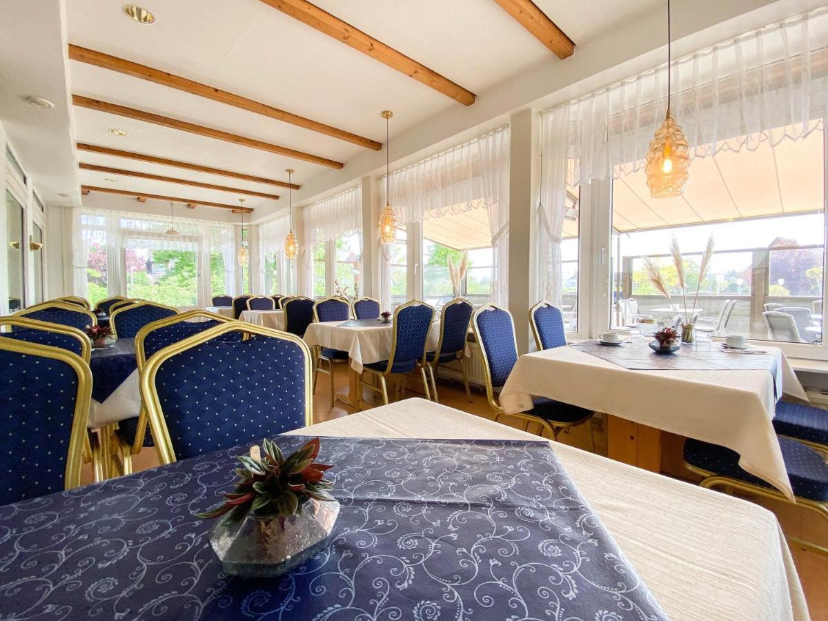 Hotel-Restaurant Vier Linden ชตาเดอ ภายนอก รูปภาพ